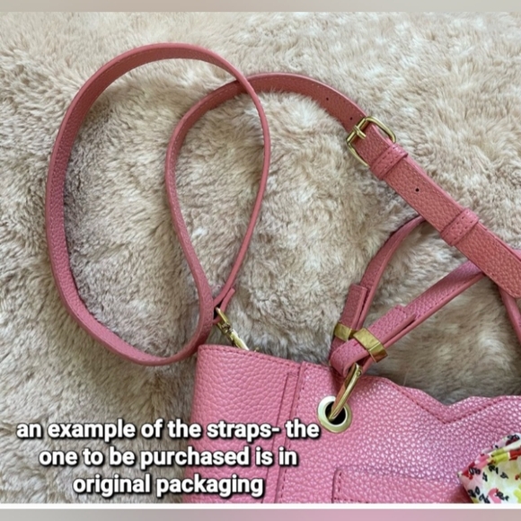 Steve Madden "Rasberry BKARTA" Handbag - Picture 12 of 16